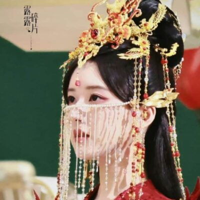 《神隐》赵露思凤皇妆造图片