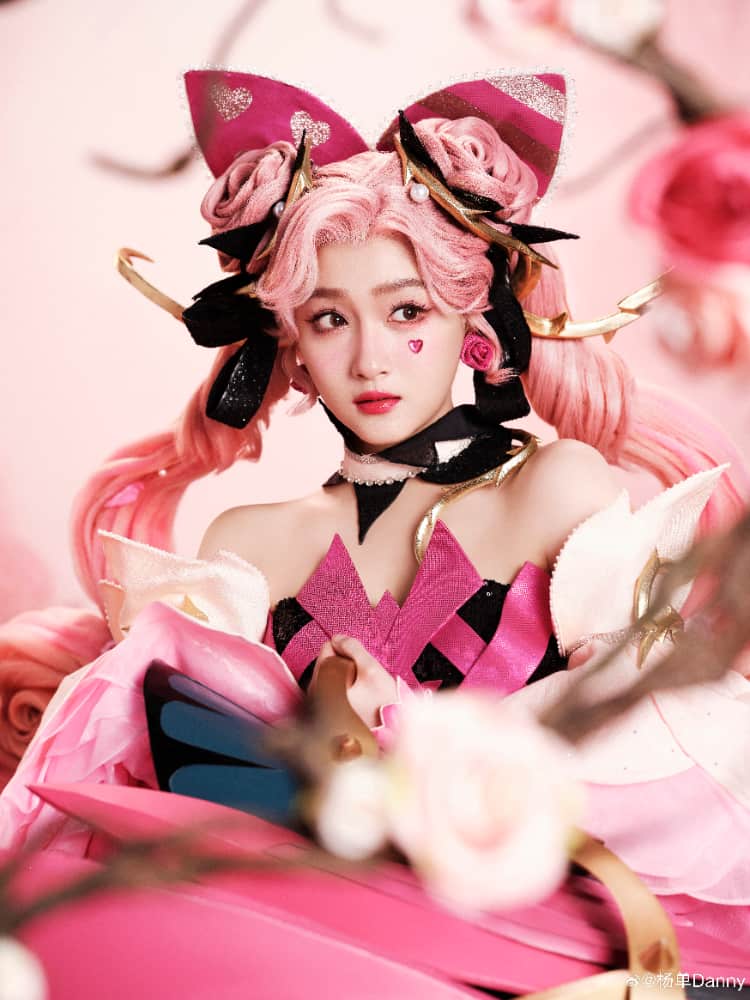 关晓彤cos妆孙尚香二次元粉色图片_5