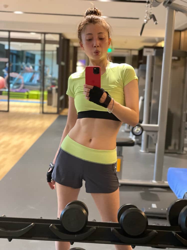 殷桃的纹身是什么样子的？殷桃有没有纹身_1