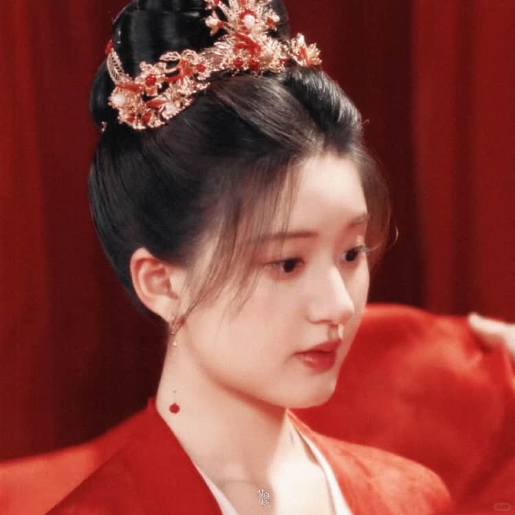 《神隐》古装赵露思阿音凤隐可爱头像图片_6