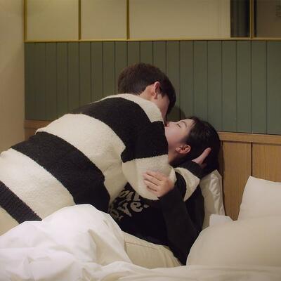 女生一旦睡过了之后会怎样?情侣第一次去开房?