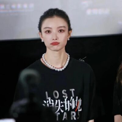 倪妮爱迪生珍珠耳钉图片，爱迪生珍珠适合方圆脸
