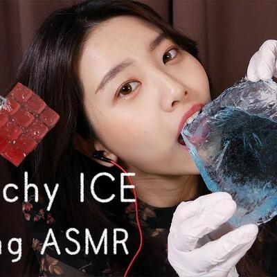 怎么把冰块一颗一颗往里堆,韩国妹子吃冰块