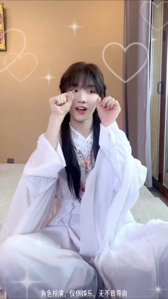 苏新皓女装图片 可盐可甜百变小铲 ​_2