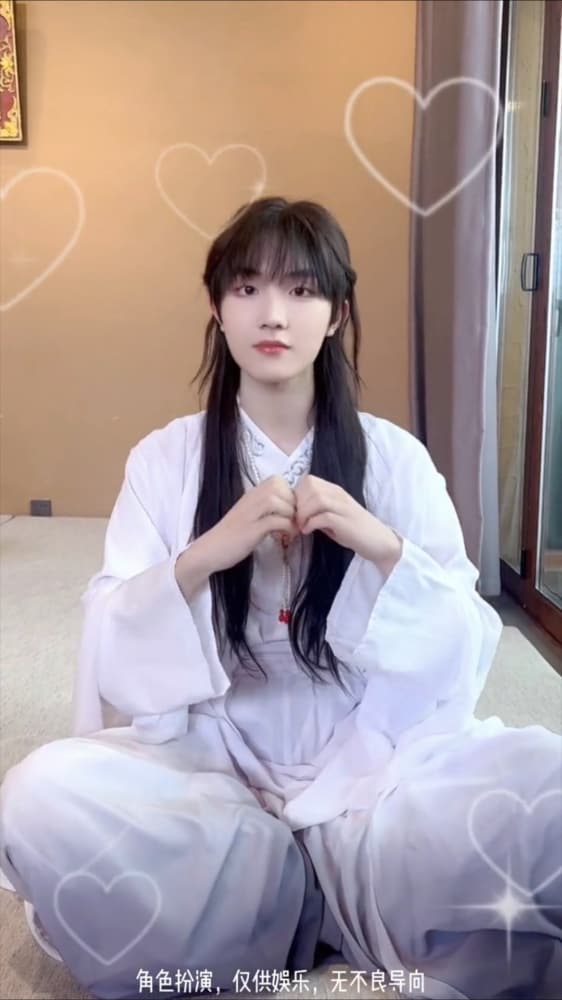 苏新皓女装图片 可盐可甜百变小铲 ​_3