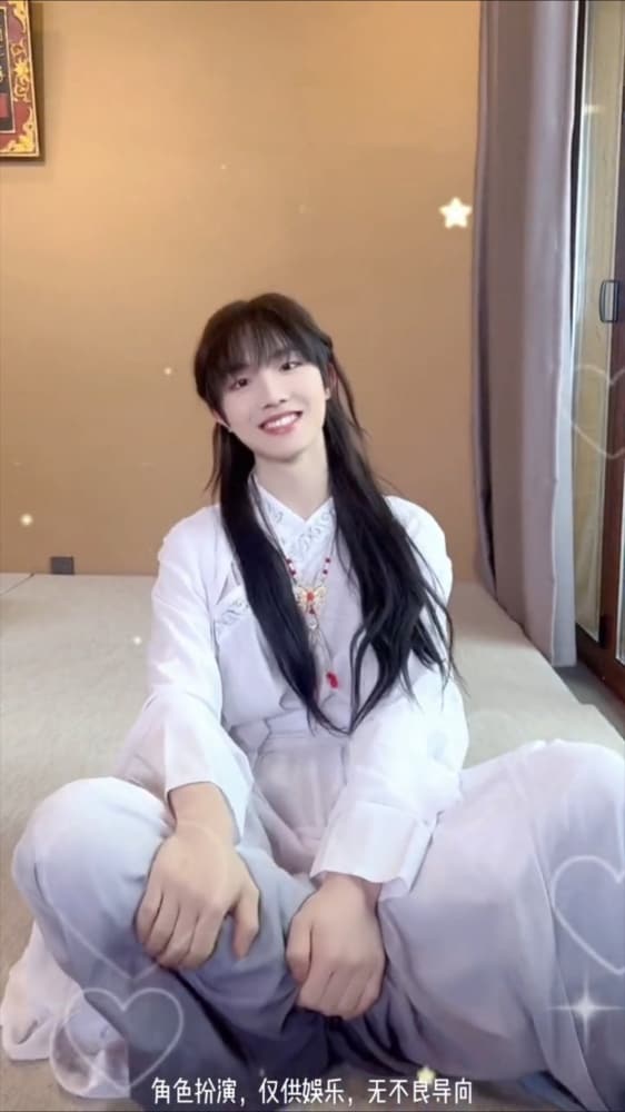 苏新皓女装图片 可盐可甜百变小铲 ​_8