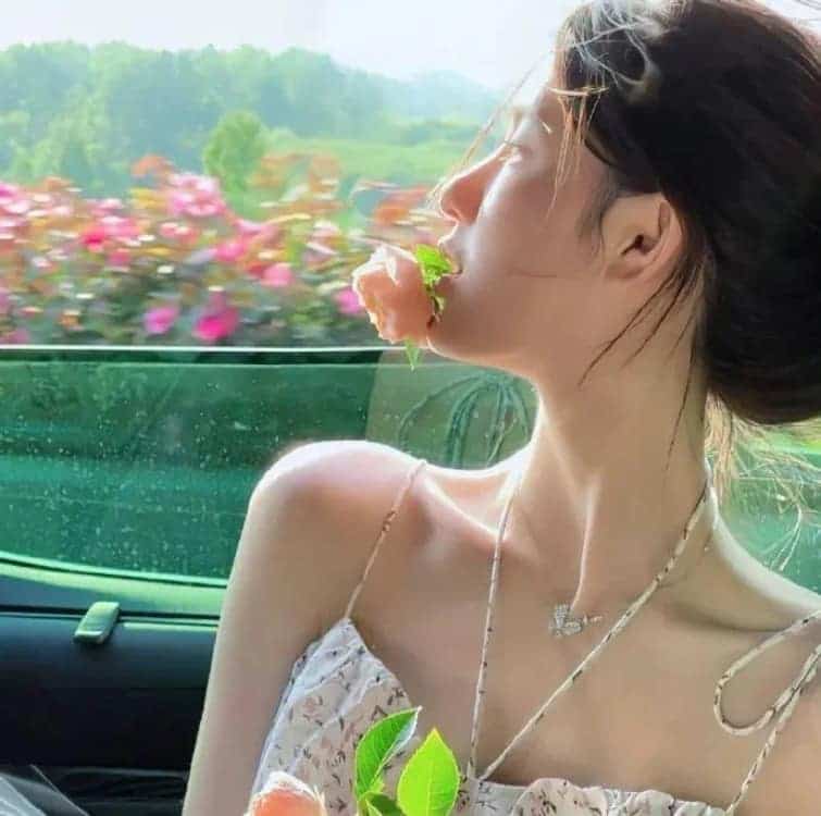 春天男友视角招桃花甜美女生头像_5