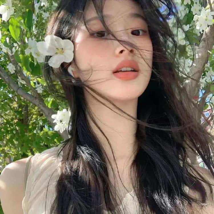 春天男友视角招桃花甜美女生头像_10