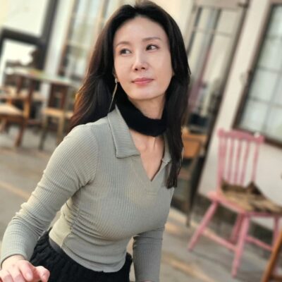 50岁左右的女人真实图片，我喜欢年纪大的女人！
