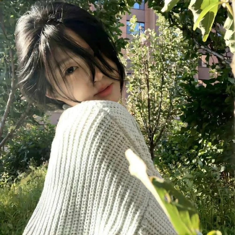 可爱的绿色系女生真人头像图片_10
