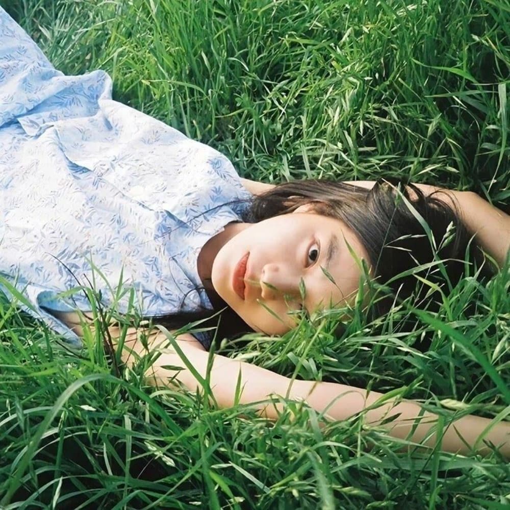可爱的绿色系女生真人头像图片_16