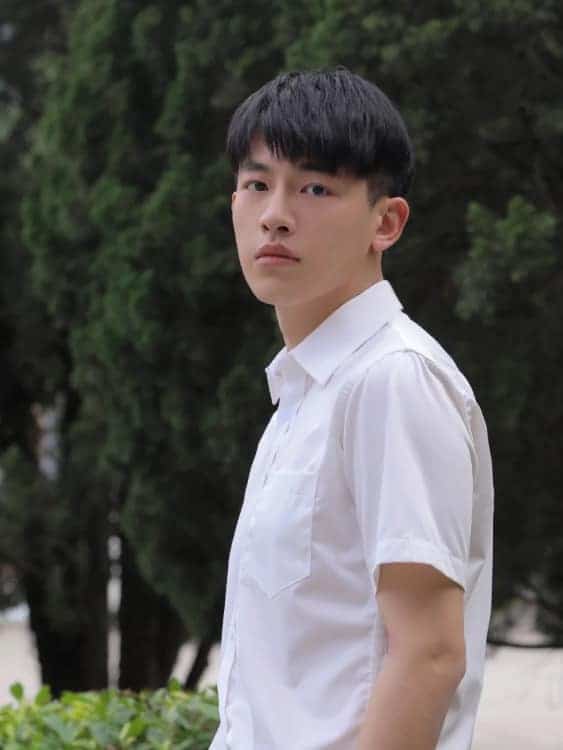 辛云来白衬衫少年感男生头像高清图片_3