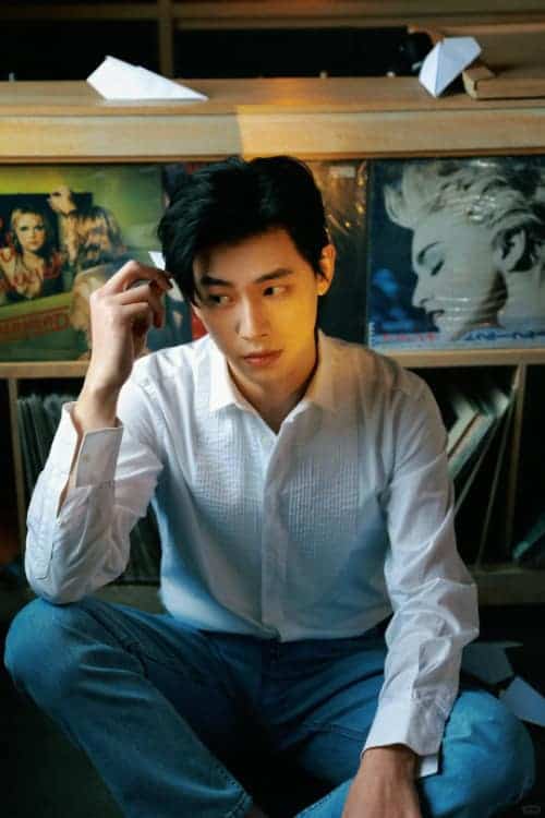 辛云来白衬衫少年感男生头像高清图片_9