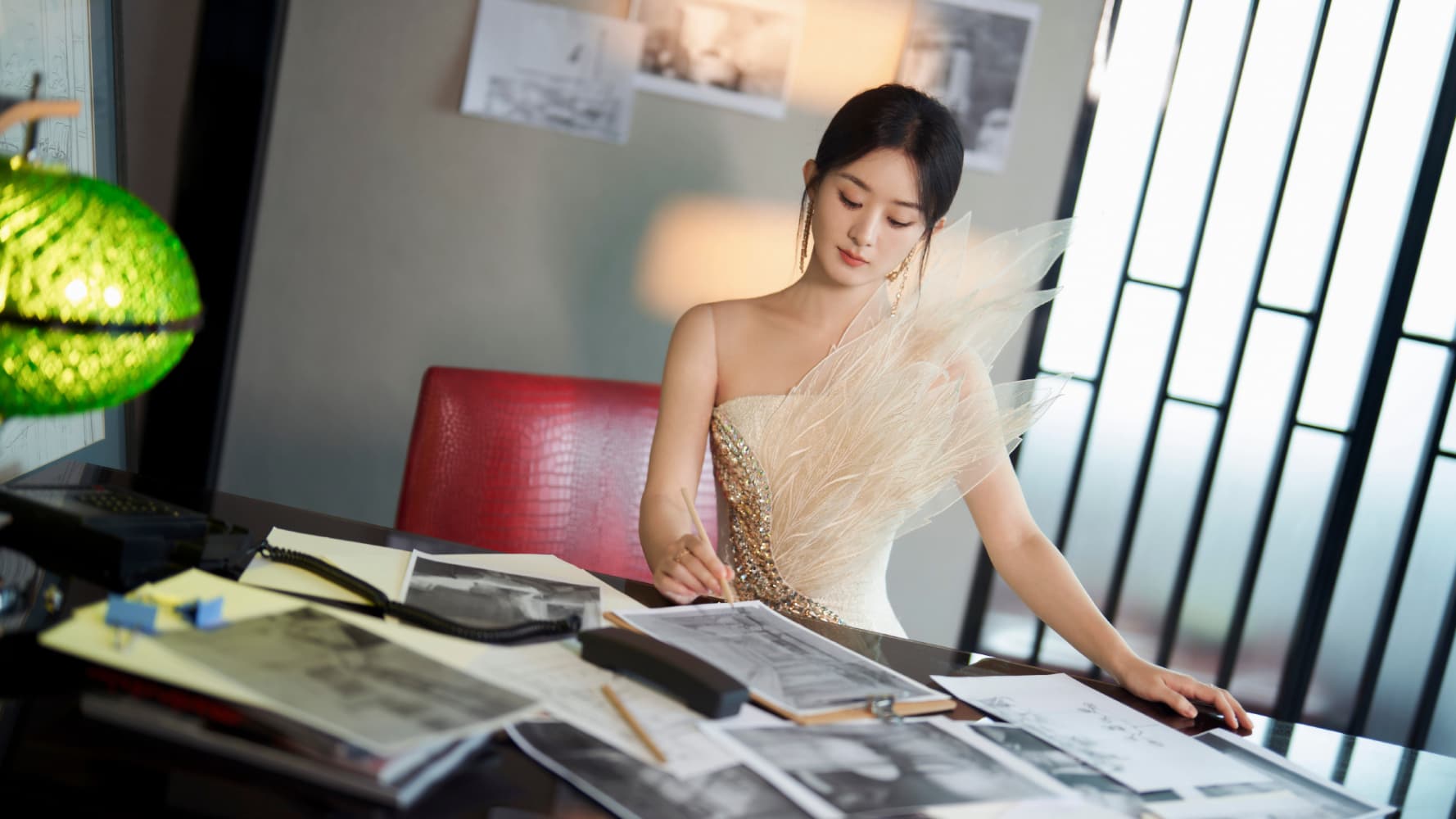 赵丽颖《与凤行》羽纱仙女裙图片_7