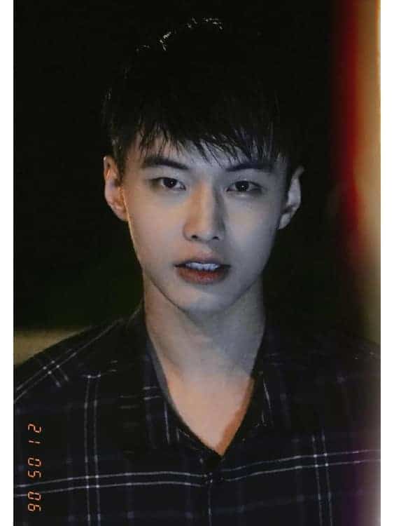 《与凤行》拂容君扮演者何与少年感生活照_2