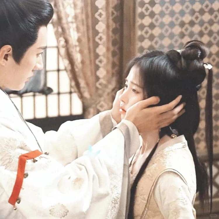 鞠婧祎刘学义《花间令》氛围感古风情侣头像_2