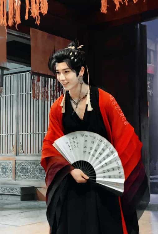 短剧深情男神李菲古风超级帅的头像_16
