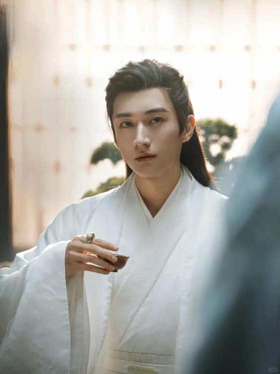 刘学义《花间令》潘樾古装造型帅气高清图片_2