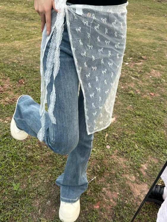 女生牛仔裤蕾丝屁帘遮臀部穿搭真人效果图_8