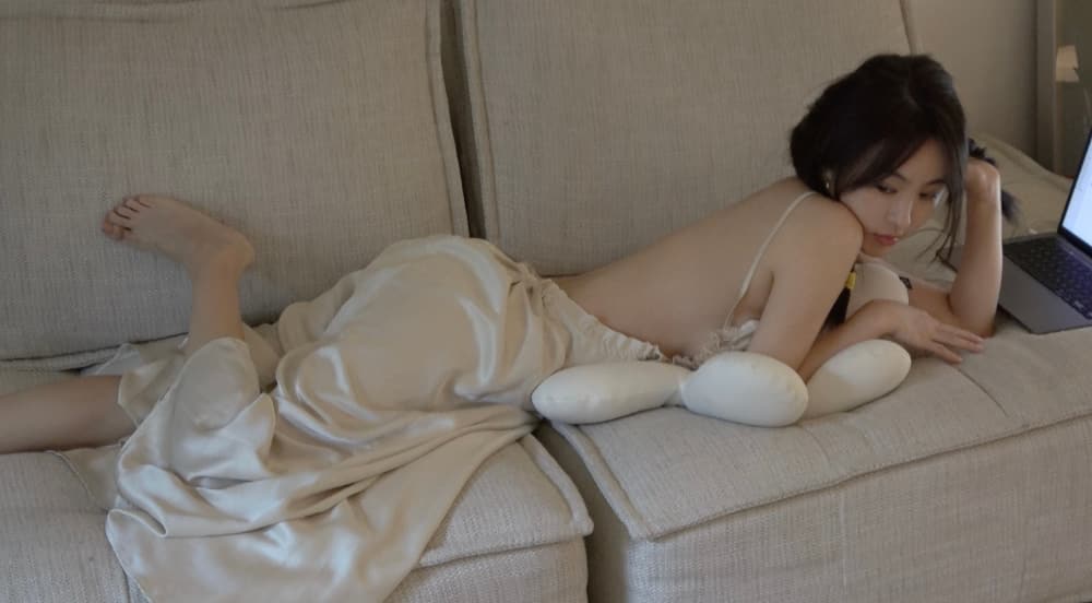 后背天花板李菲儿吊带露背裙图片_9