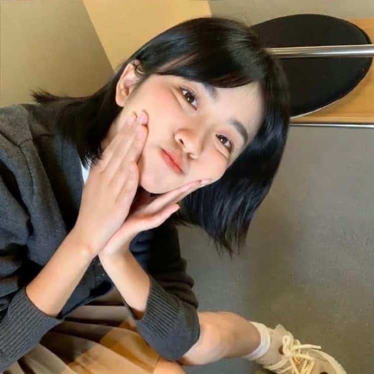 ins高级质感小众唯美滤镜真人女生头像_2