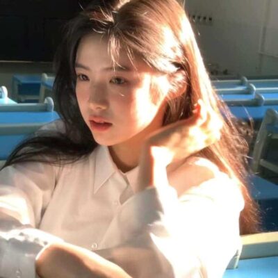 ins高级质感小众唯美滤镜真人女生头像