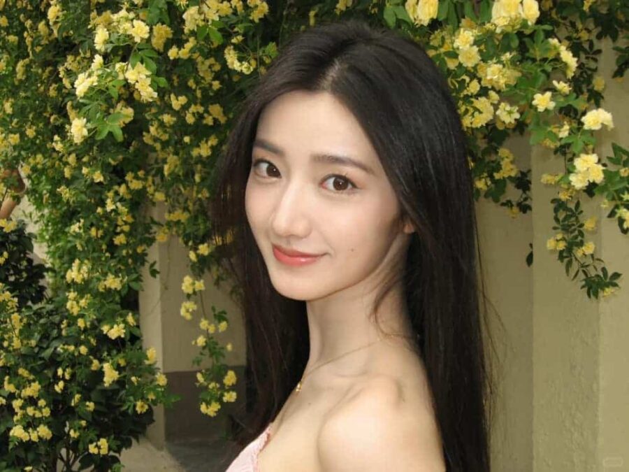 《与凤行》灵动少女小荷黄羿甜美现实生活美照_10