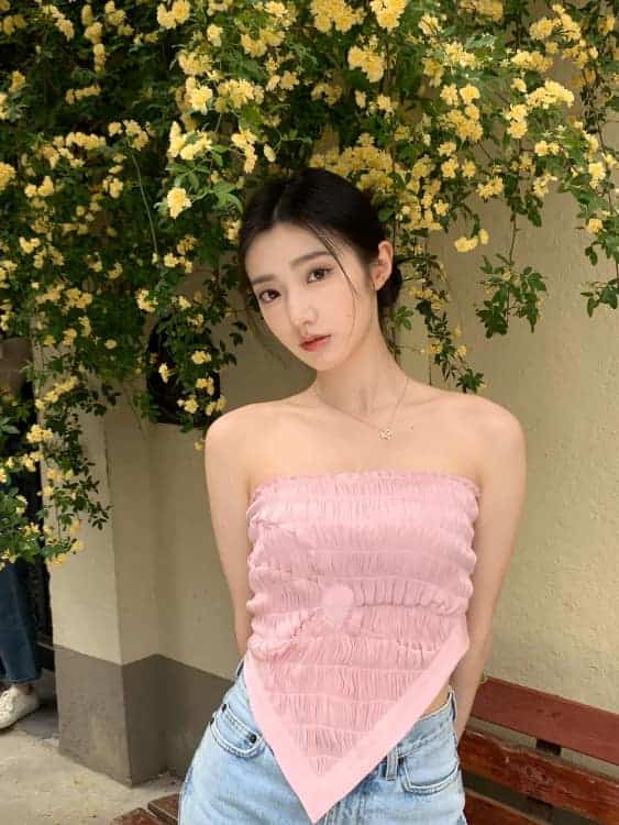 《与凤行》灵动少女小荷黄羿甜美现实生活美照_8