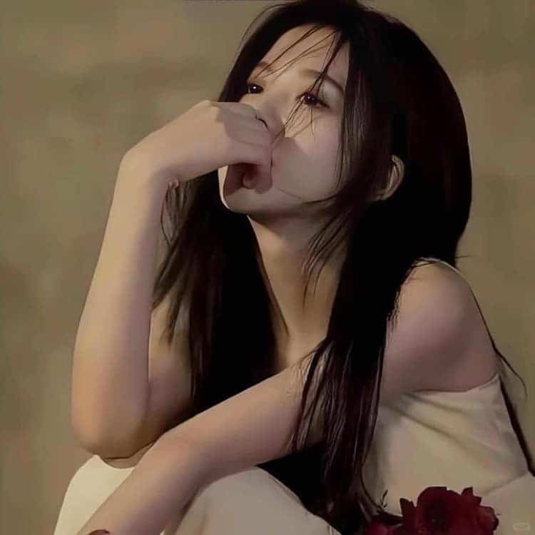 漂亮好看的感性成熟真人女生头像_15