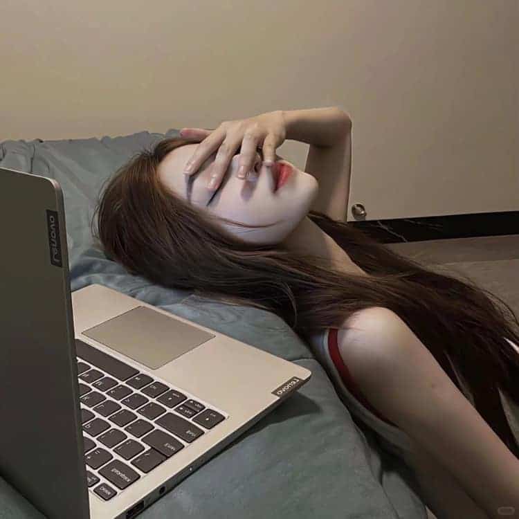 漂亮好看的感性成熟真人女生头像_20