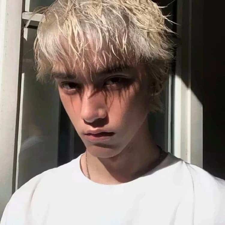 成熟霸气有男人味欧美风高级感男生头像_22