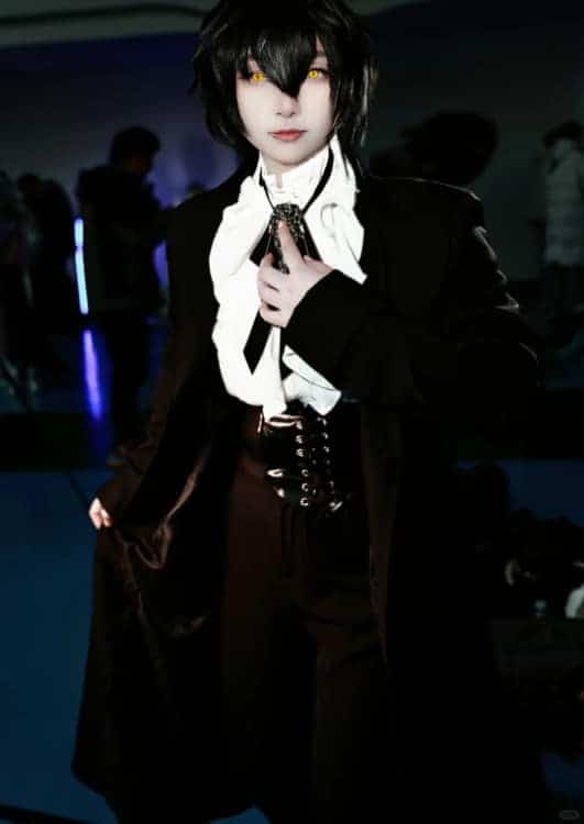 真人cosplay龙族路鸣泽服装造型真人效果图_10