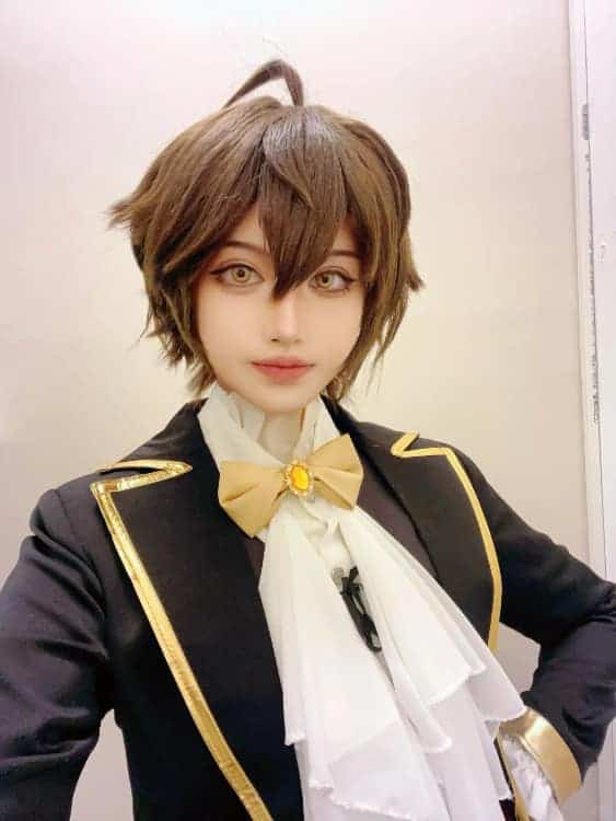 真人cosplay龙族路鸣泽服装造型真人效果图_15