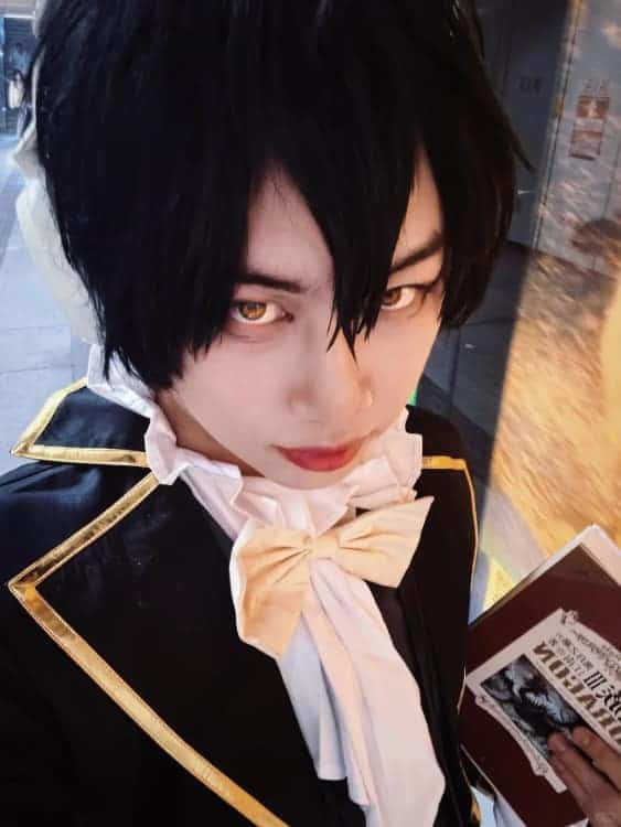 真人cosplay龙族路鸣泽服装造型真人效果图_20