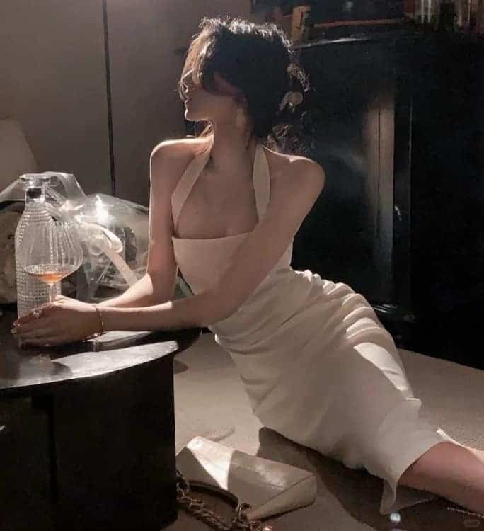 漂亮有气质感性成熟女生头像_17