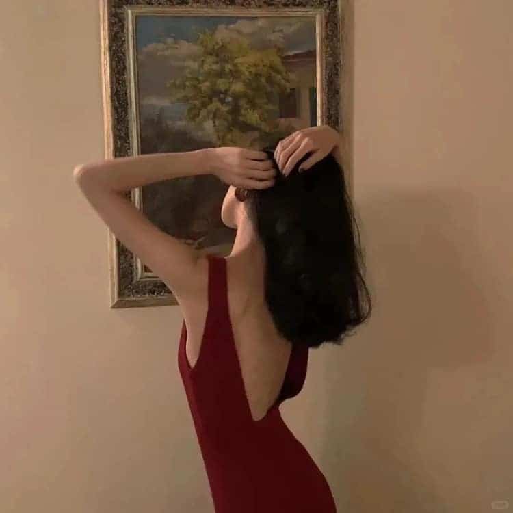漂亮有气质感性成熟女生头像_26