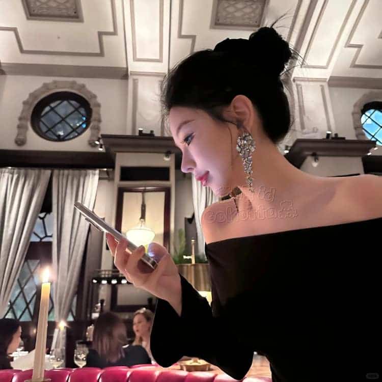 漂亮有气质感性成熟女生头像_30