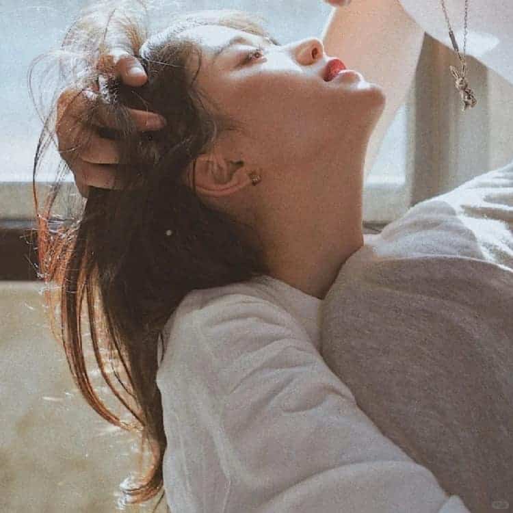 又撩又欲的禁欲系真人情侣头像_7