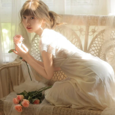 纯欲风少女气质Model白色蕾丝连衣裙图片
