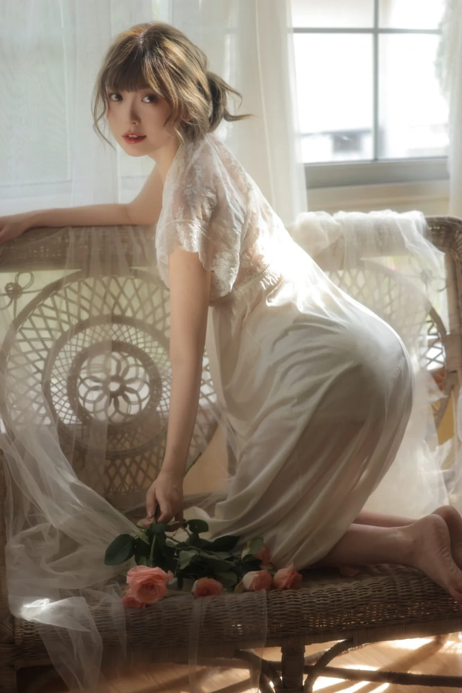 纯欲风少女气质Model白色蕾丝连衣裙图片_6