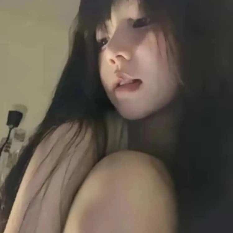 隐蔽低调不易被发现的真人男女情头_2