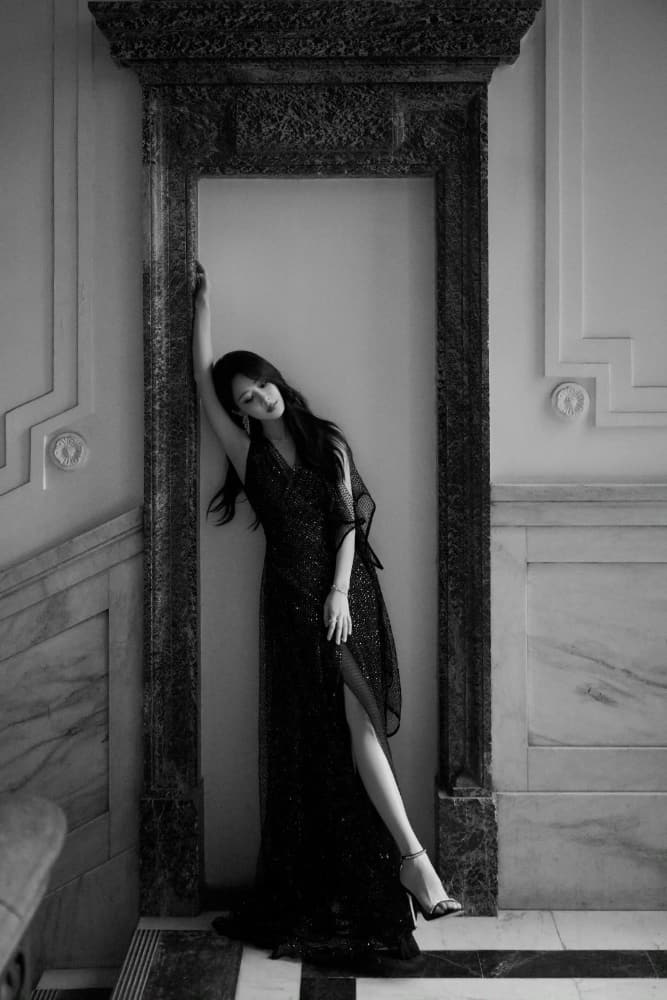 杨紫高定黑礼裙写真图片_5