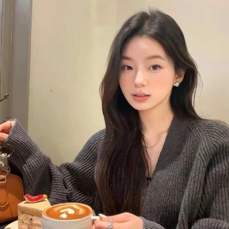 优雅感性好看的成熟女生头像_1