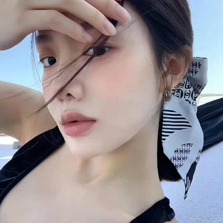 优雅感性好看的成熟女生头像_5