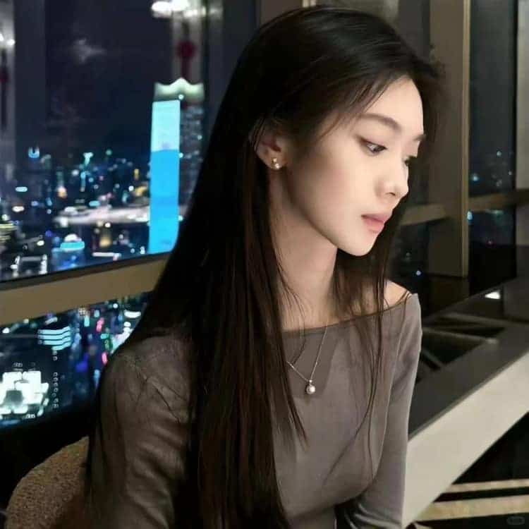 优雅感性好看的成熟女生头像_13