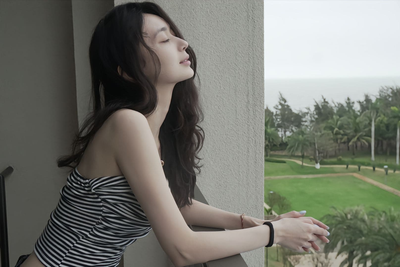 高亚麟吃瓜女主徐梓钧写真照片图片_4