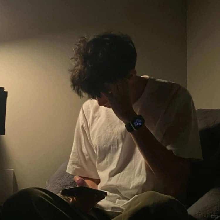 帅到爆炸的优质真人男生头像_11