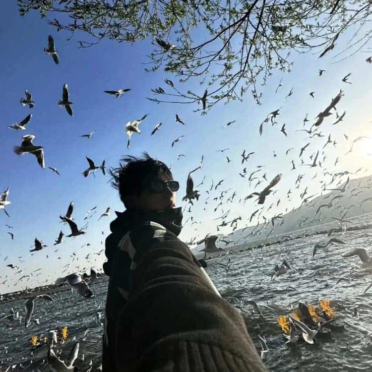 帅到爆炸的优质真人男生头像_17