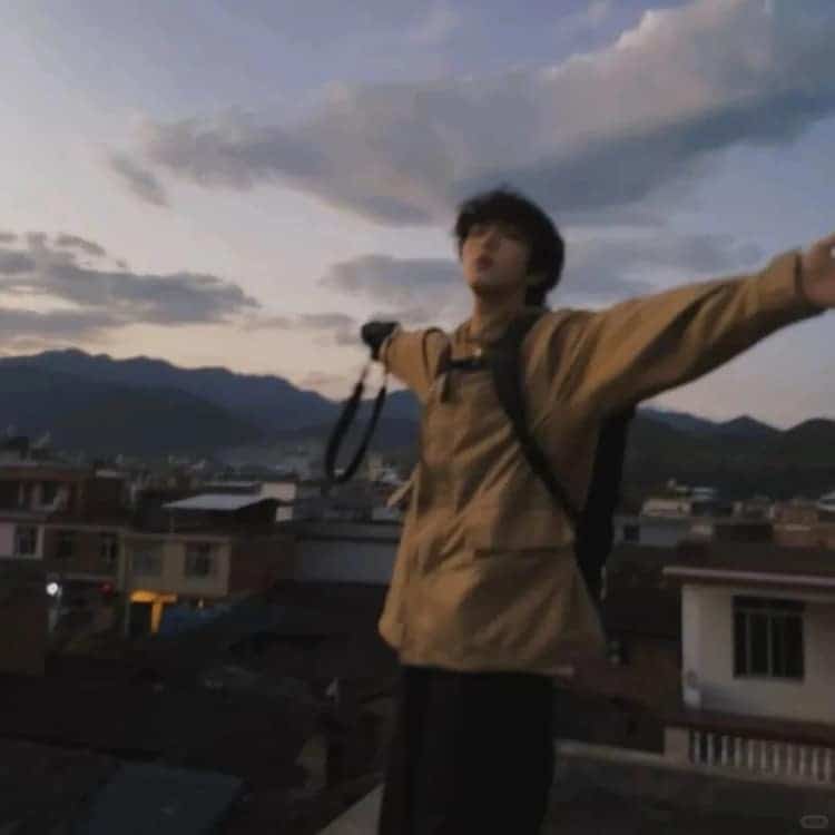 帅到爆炸的优质真人男生头像_19