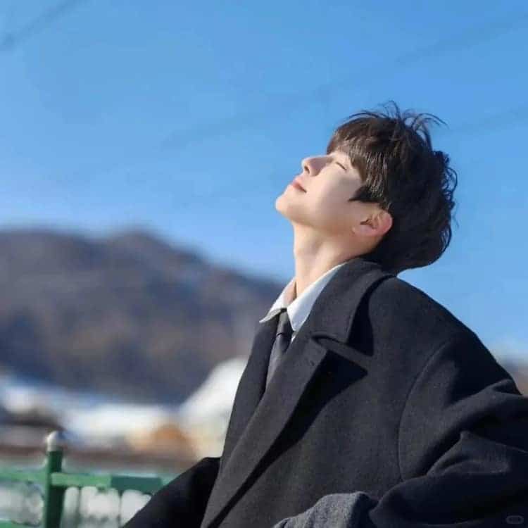 帅到爆炸的优质真人男生头像_23